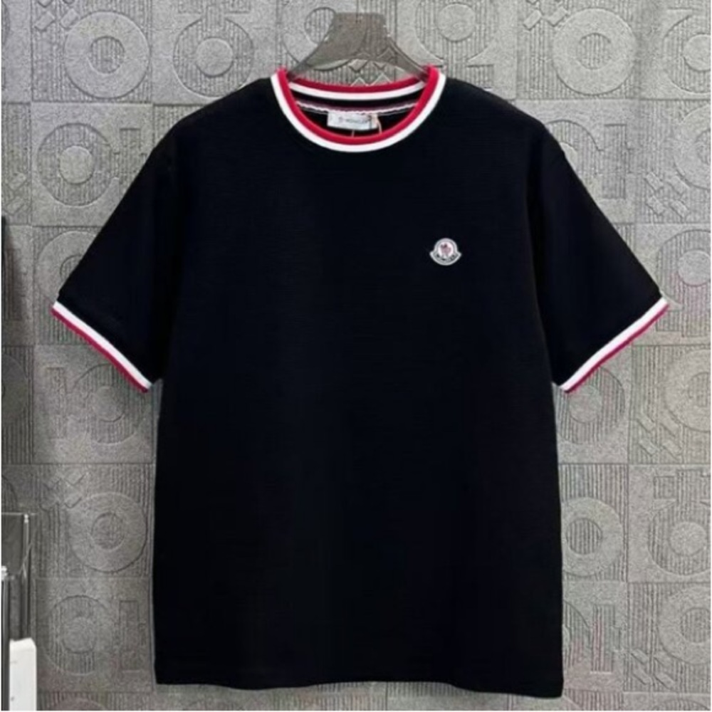 Moncler black round neck T-shirt
